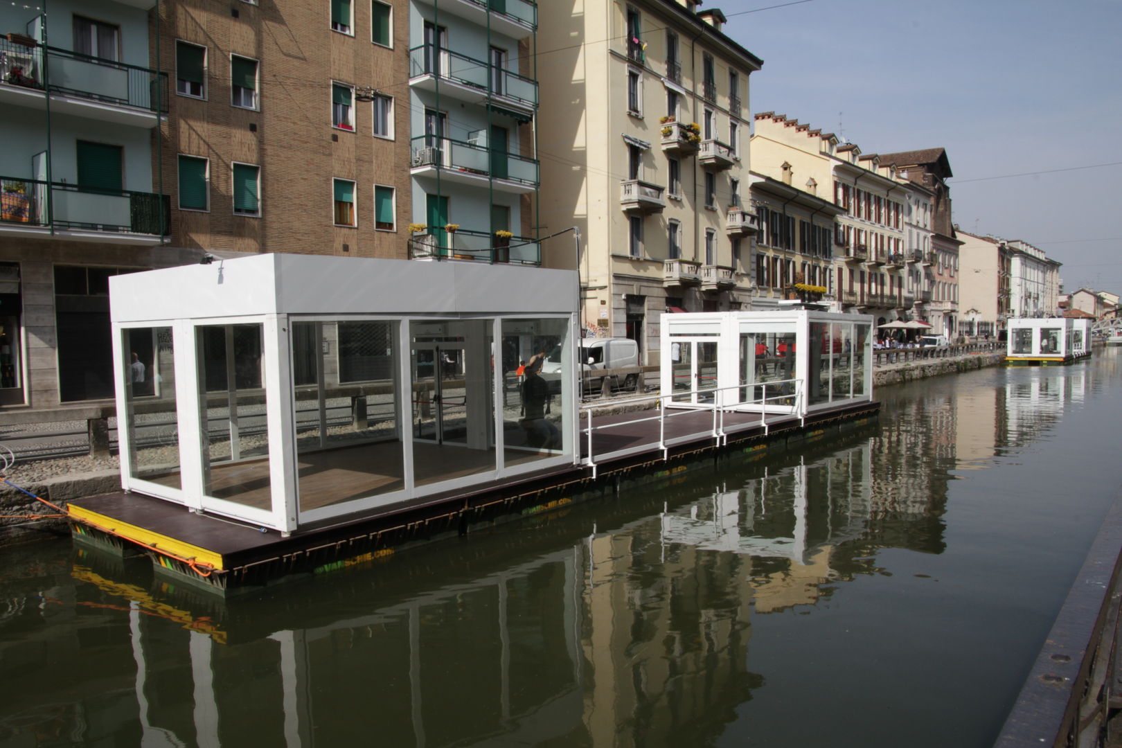 Pontoni Galleggianti Modulari per eventi sull'acqua